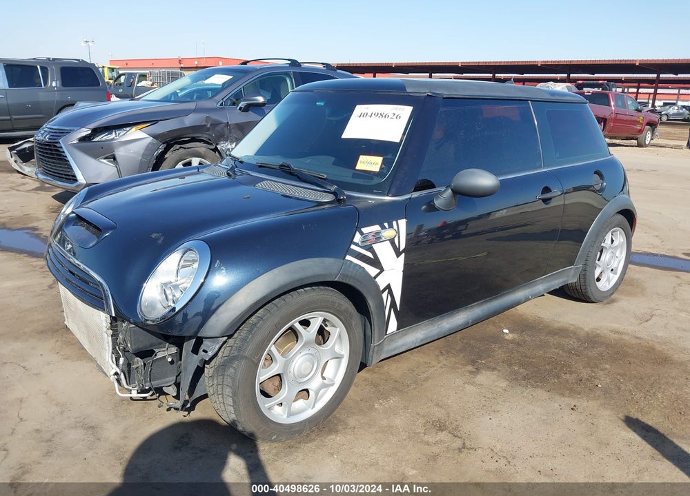 2006 MINI COOPER S VIN: WMWRE33516TJ37678