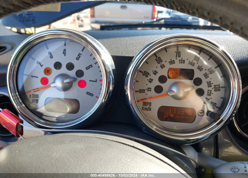 2006 MINI COOPER S VIN: WMWRE33516TJ37678