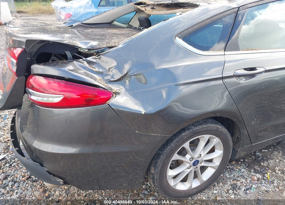 2019 FORD FUSION SE VIN: 3FA6P0HD4KR279989