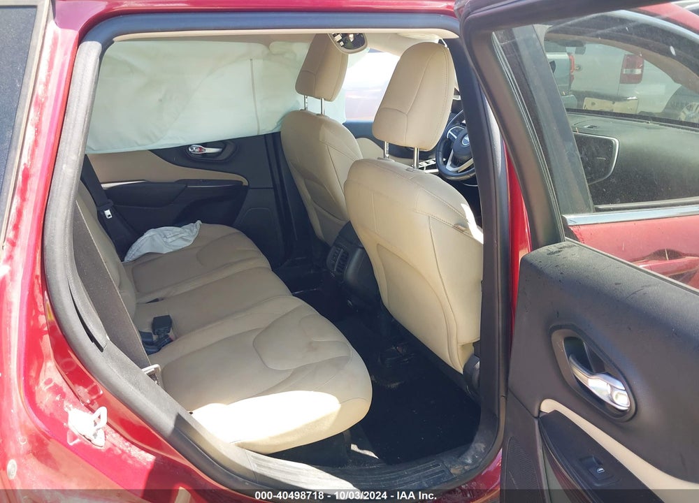 2015 JEEP CHEROKEE LATITUDE VIN: 1C4PJLCB0FW530761