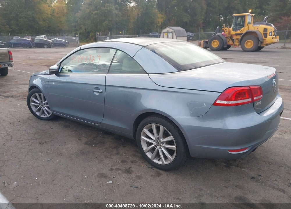 2012 VOLKSWAGEN EOS KOMFORT VIN: WVWBW7AH3CV011103