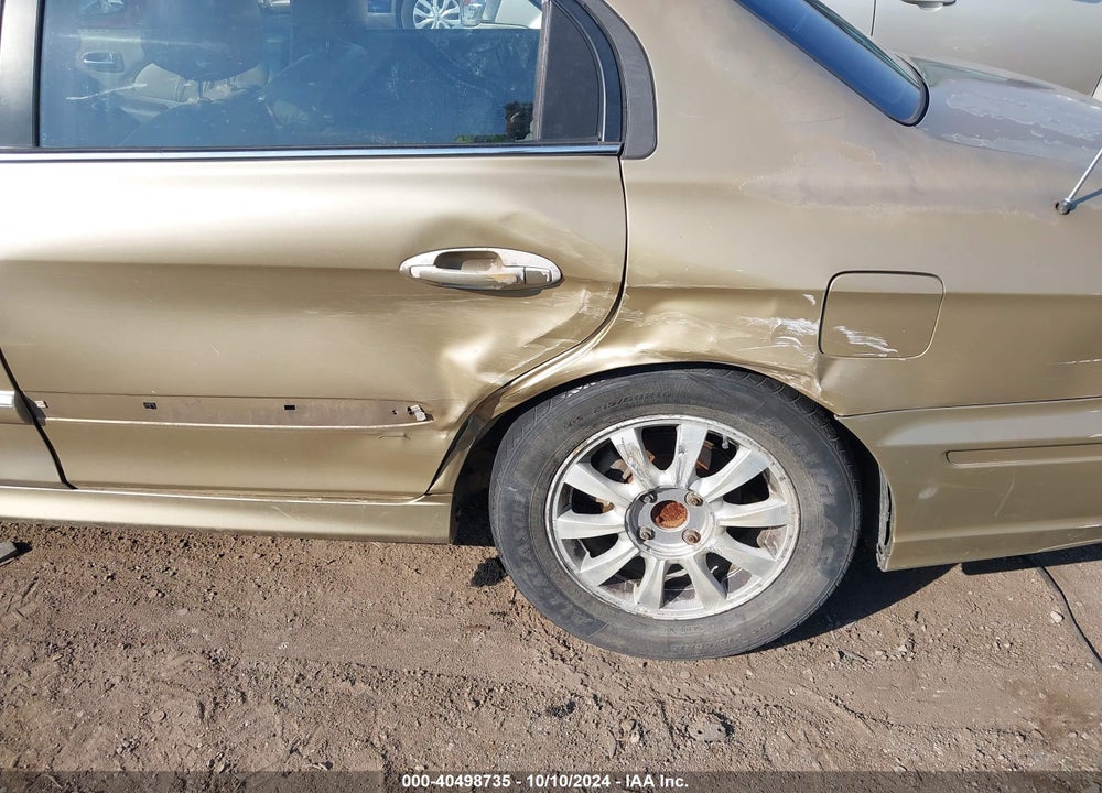 2004 HYUNDAI SONATA GLS/LX VIN: KMHWF35H14A009536