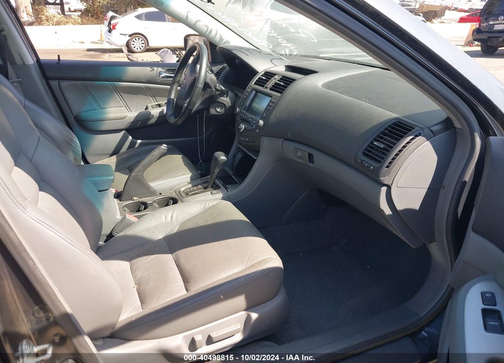 2004 HONDA ACCORD 3.0 EX VIN: 1HGCM66844A037488