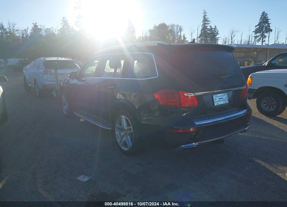 2015 MERCEDES-BENZ GL 550 4MATIC VIN: 4JGDF7DE3FA553190