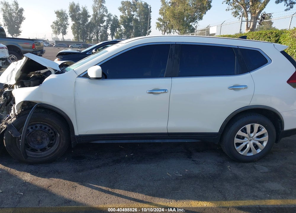 2018 NISSAN ROGUE S VIN: KNMAT2MT9JP597430
