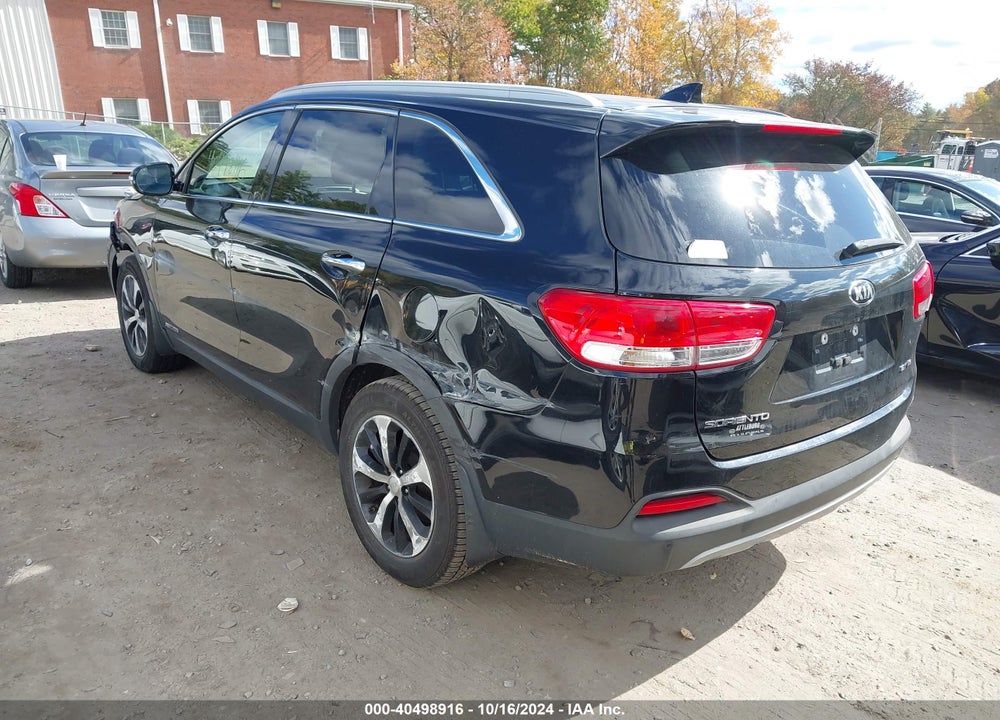 2017 KIA SORENTO 3.3L EX VIN: 5XYPHDA53HG314112