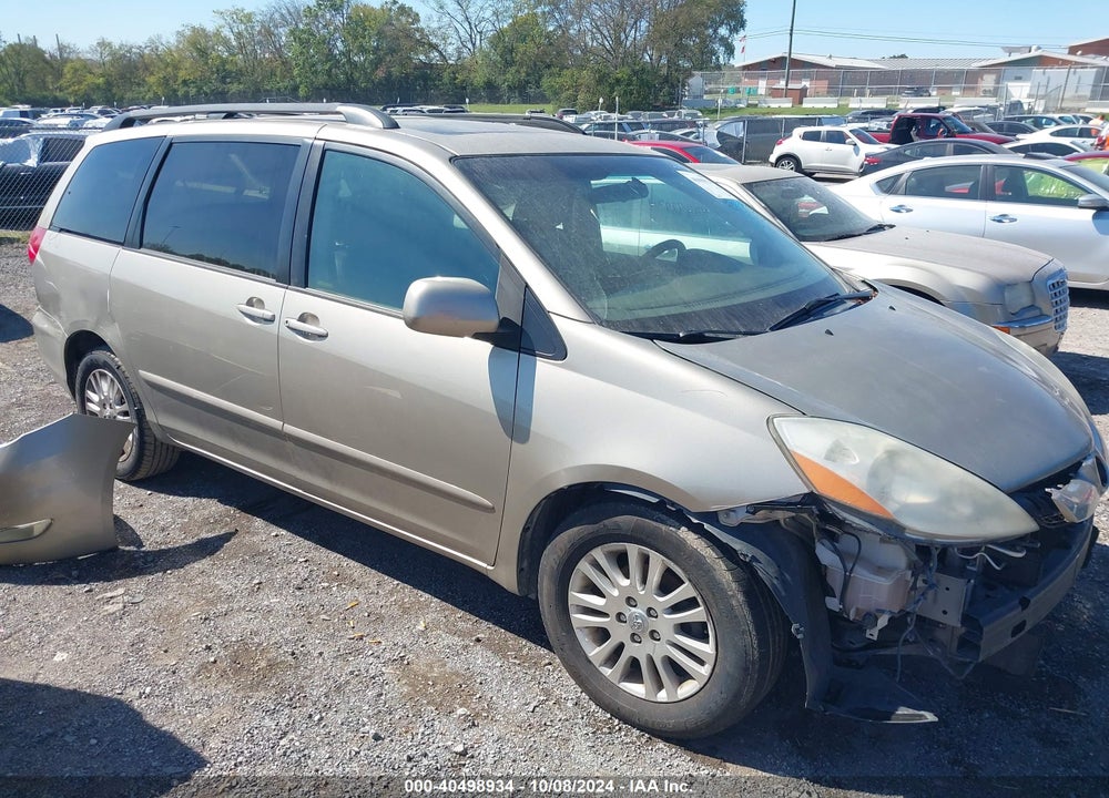 2010 TOYOTA SIENNA XLE VIN: 5TDYK4CC6AS313787