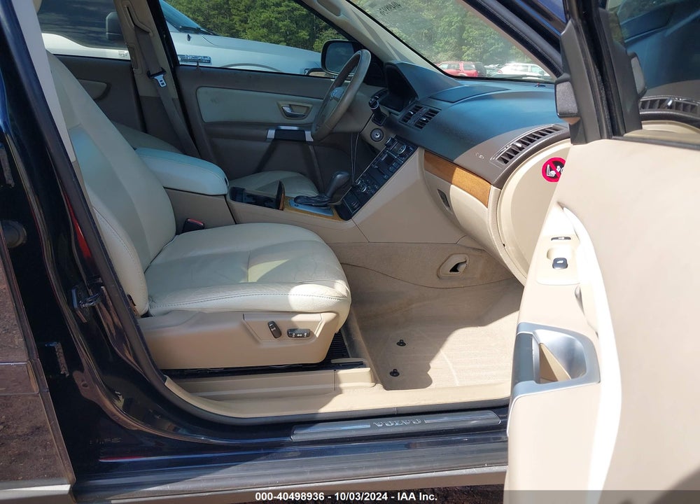 2007 VOLVO XC90 3.2 VIN: YV4CM982X71362981