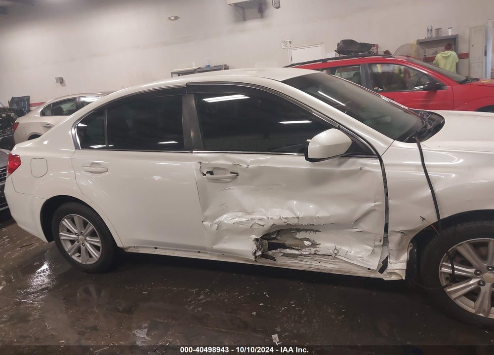 2010 SUBARU LEGACY 2.5I PREMIUM VIN: 4S3BMCC63A3222546