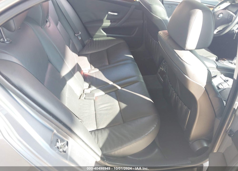 2008 BMW 528XI VIN: WBANV13558CZ56487