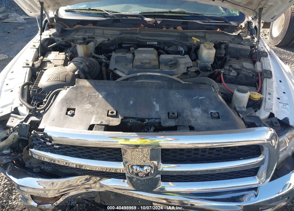 2018 RAM 5500 CHASSIS TRADESMAN/SLT VIN: 3C7WRNDL9JG233683