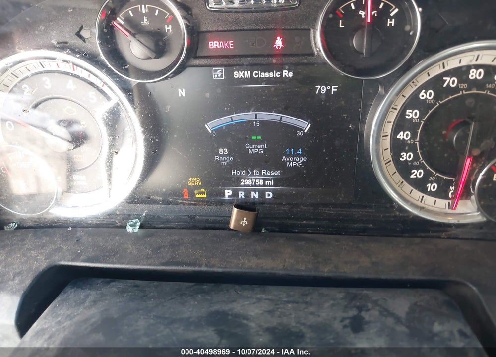 2018 RAM 5500 CHASSIS TRADESMAN/SLT VIN: 3C7WRNDL9JG233683