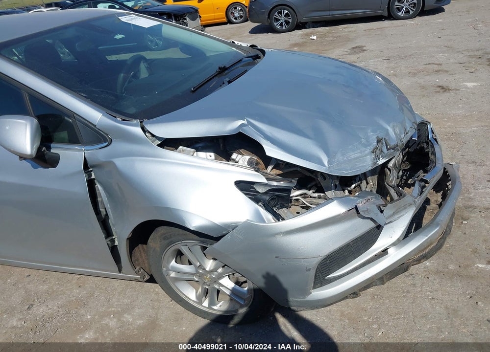 2018 CHEVROLET CRUZE LT AUTO VIN: 1G1BE5SM1J7124738