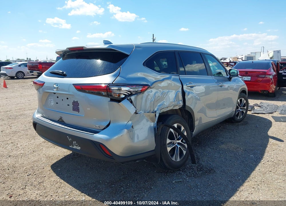2023 TOYOTA HIGHLANDER XLE VIN: 5TDKDRAH5PS025750