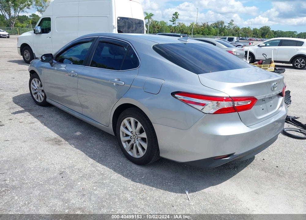 2020 TOYOTA CAMRY LE VIN: 4T1C11AK9LU959292