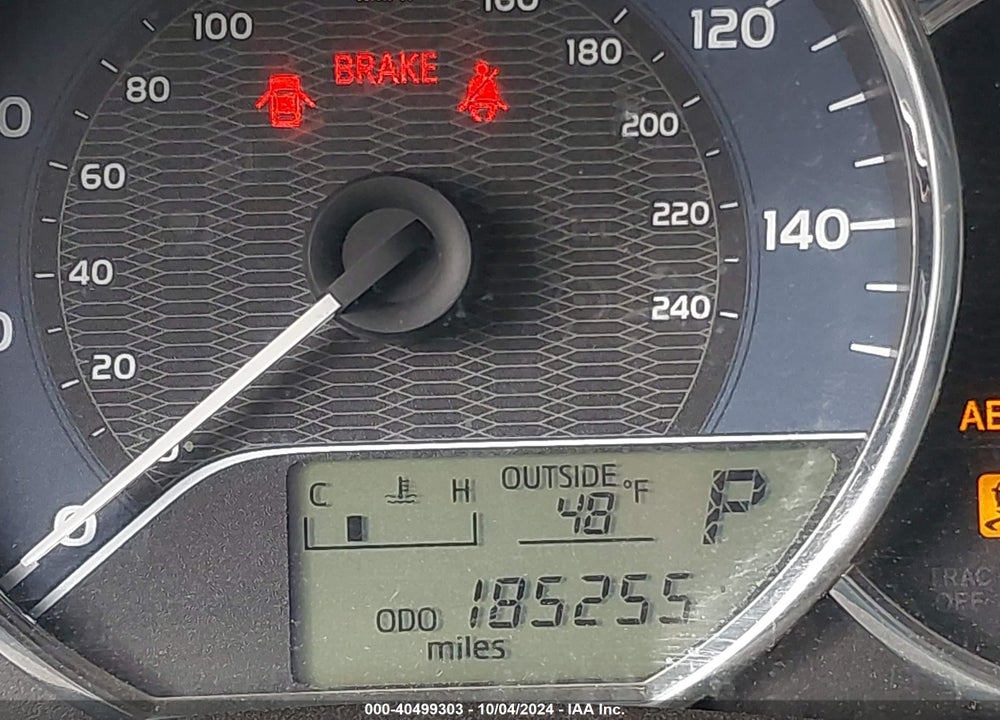 2015 TOYOTA COROLLA LE VIN: 2T1BURHE2FC262067