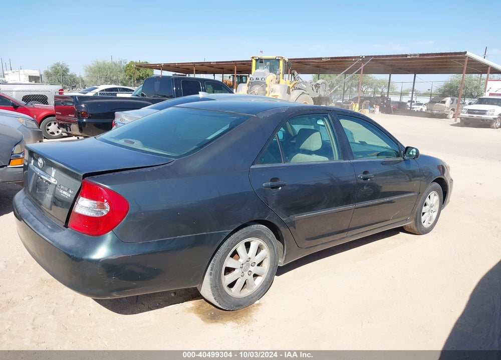 2002 TOYOTA CAMRY XLE VIN: 4T1BE32K22U530956