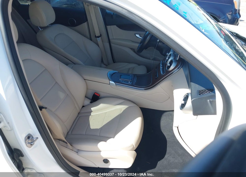 2022 MERCEDES-BENZ GLC 300 4MATIC SUV VIN: W1N0G8EB7NV370580