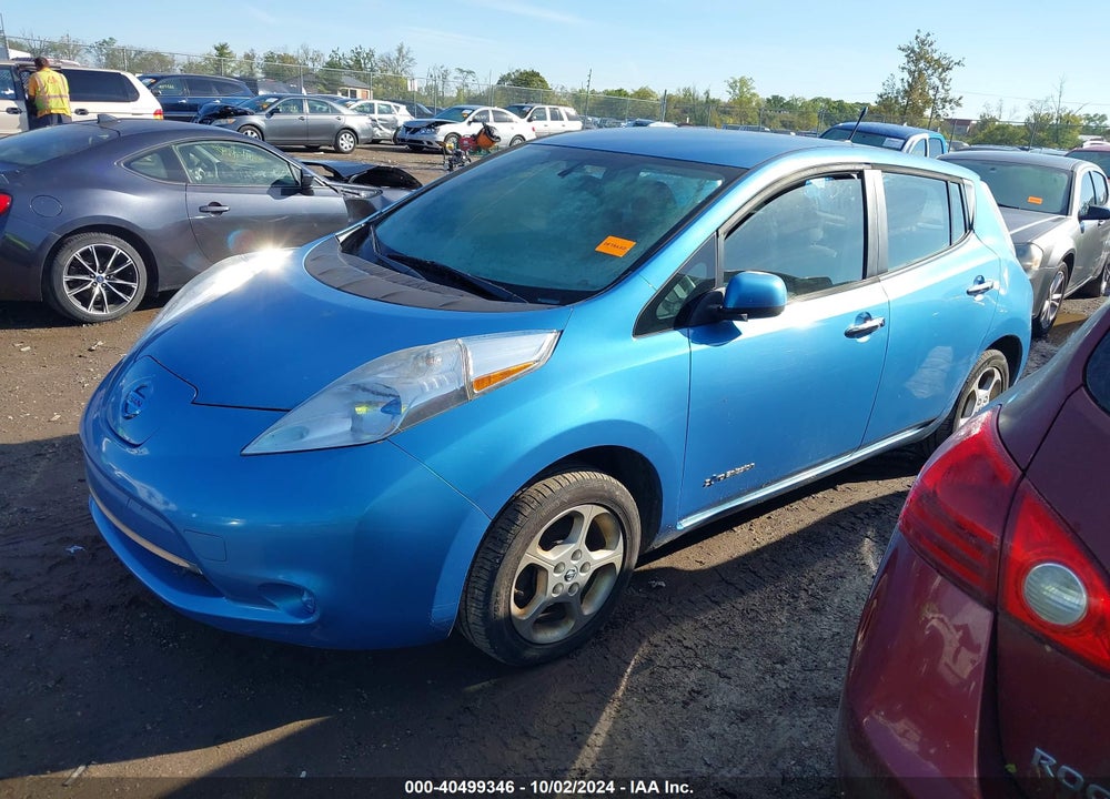 2013 NISSAN LEAF SV VIN: 1N4AZ0CP6DC408368