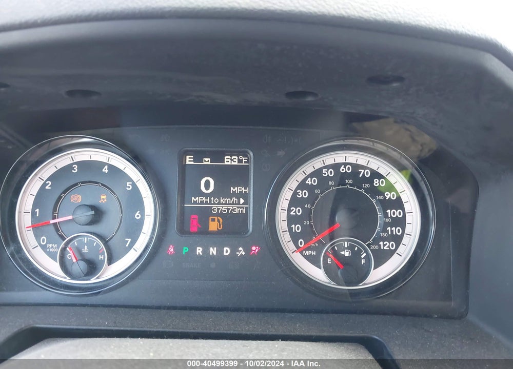 2019 RAM 1500 CLASSIC EXPRESS  4X4 6'4" BOX VIN: 1C6RR7FT6KS517373