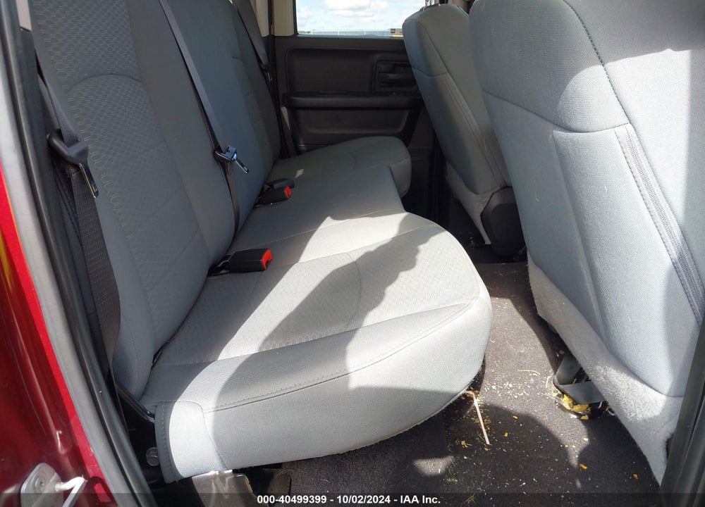 2019 RAM 1500 CLASSIC EXPRESS  4X4 6'4" BOX VIN: 1C6RR7FT6KS517373