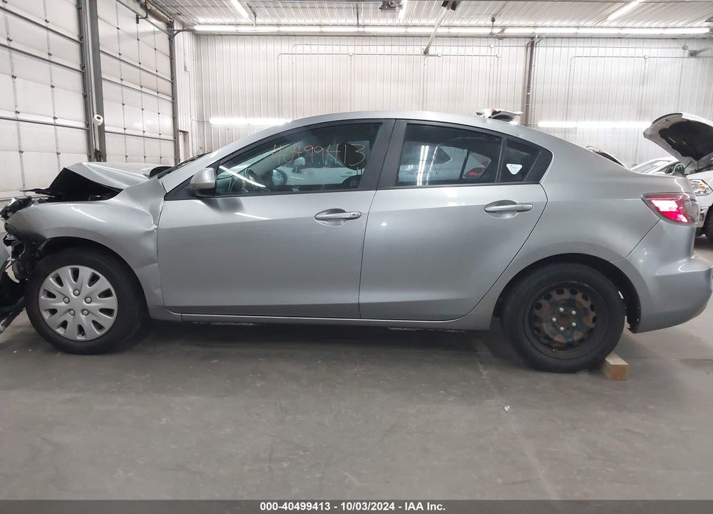 2010 MAZDA 3 I SPORT VIN: JM1BL1SF8A1321108