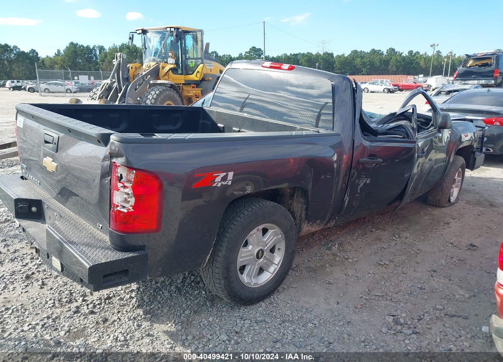 2011 CHEVROLET SILVERADO 1500 LT VIN: 3GCPKSE35BG316872