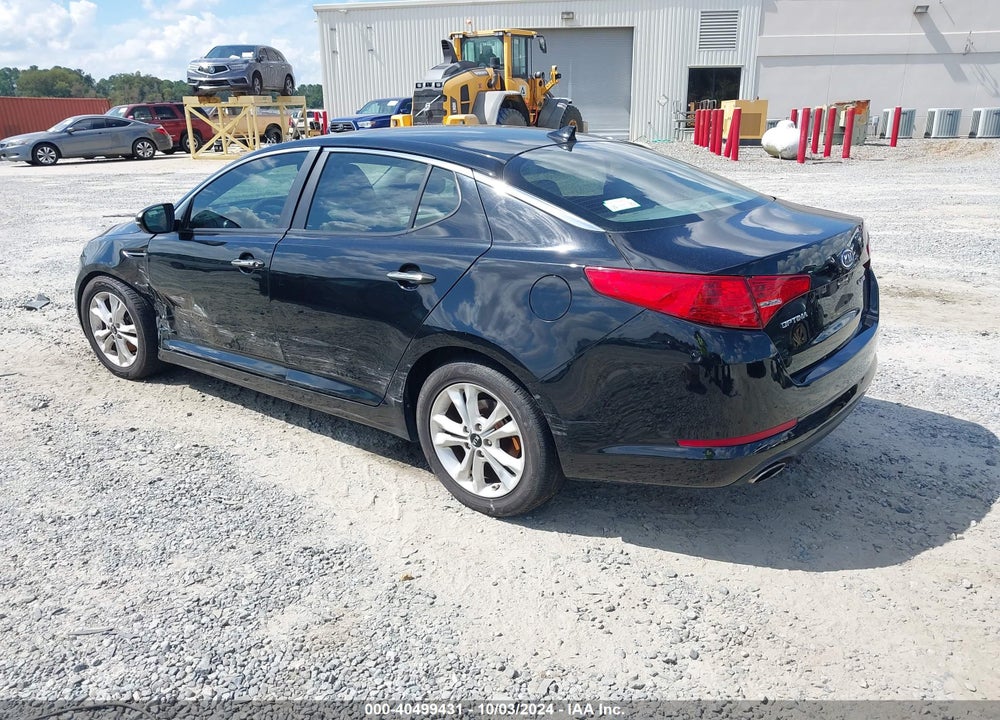 2011 KIA OPTIMA EX VIN: KNAGN4A79B5047968