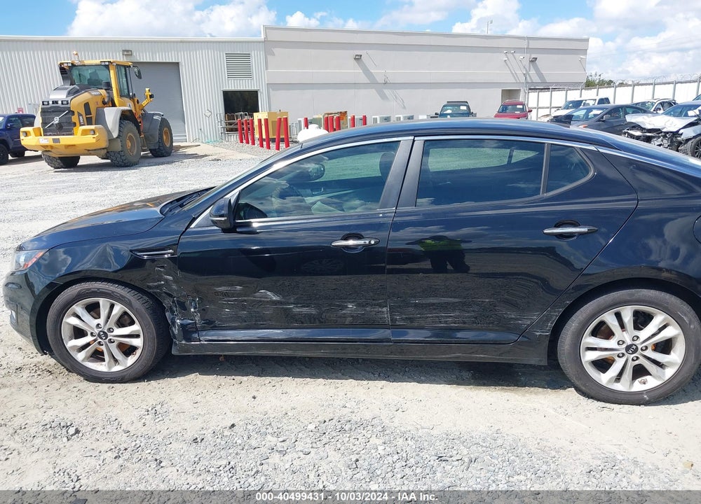 2011 KIA OPTIMA EX VIN: KNAGN4A79B5047968