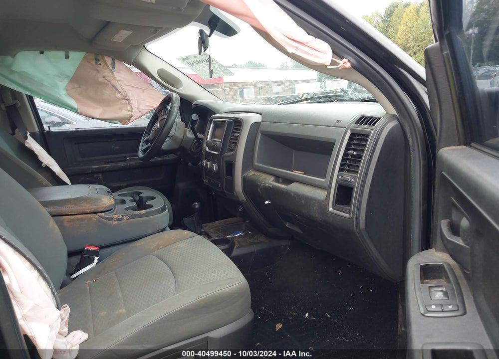 2013 RAM 2500 TRADESMAN VIN: 3C6TR5CT0DG560471