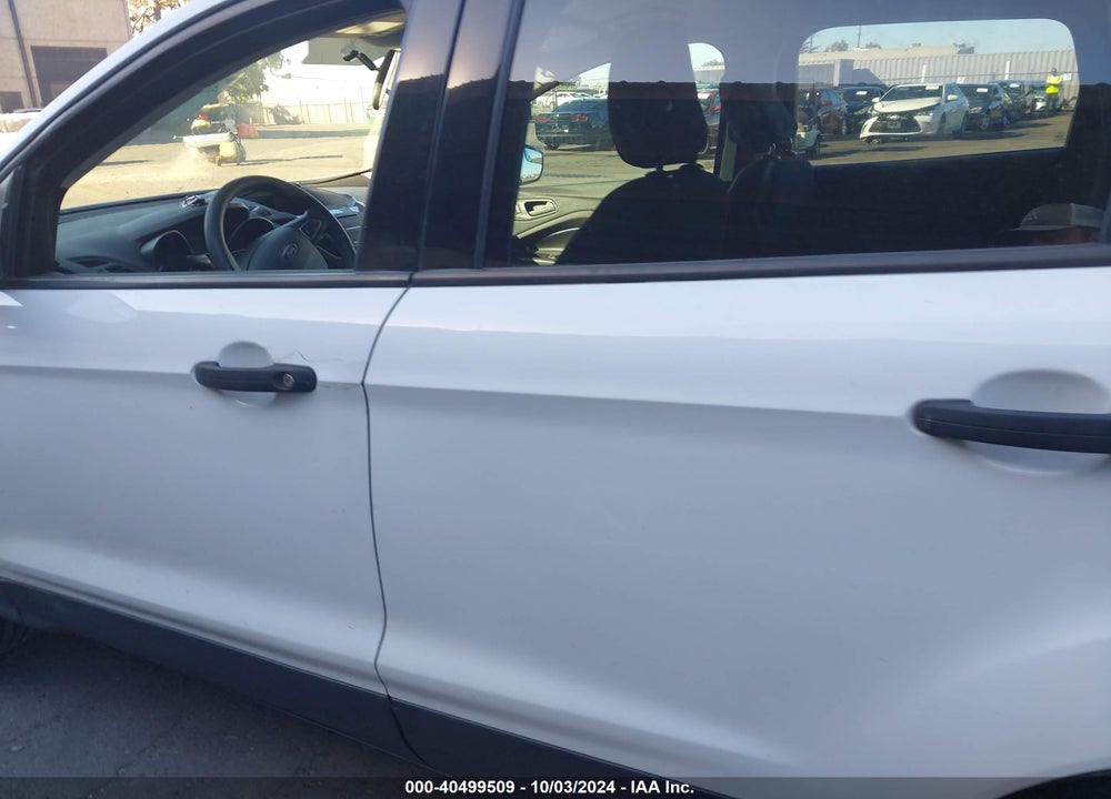 2018 FORD ESCAPE S VIN: 1FMCU0F71JUB27772