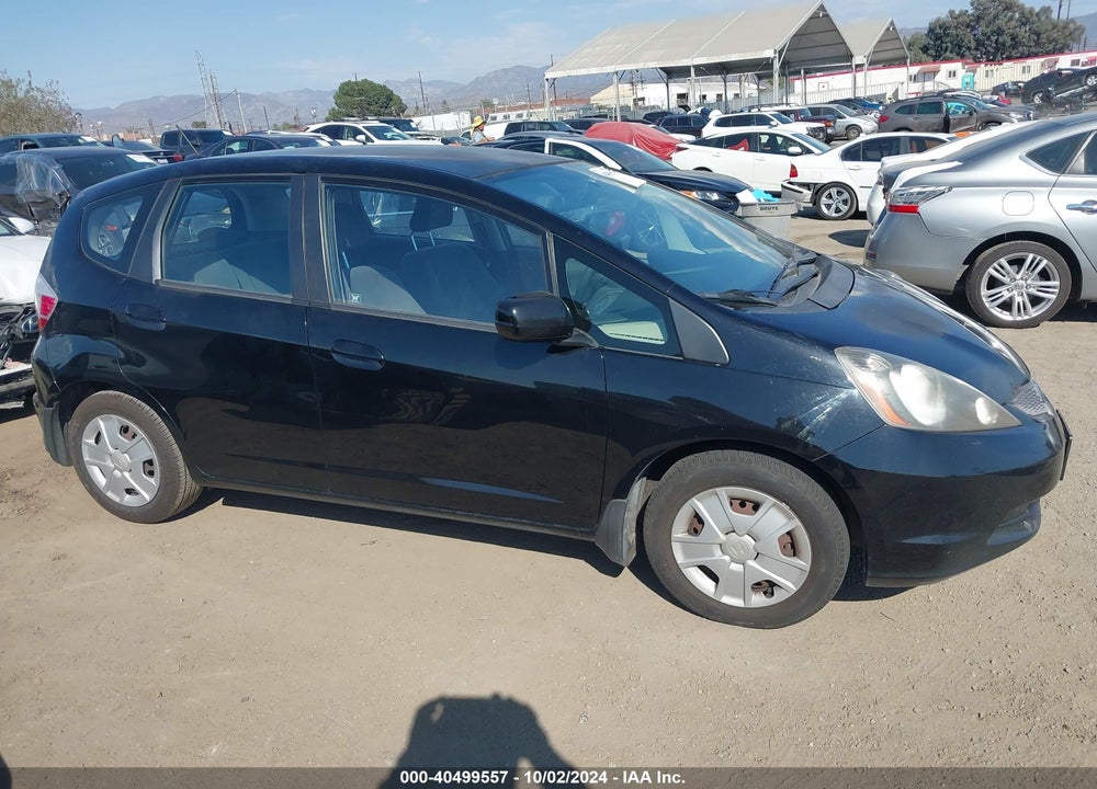 2012 HONDA FIT VIN: JHMGE8G38CC025020