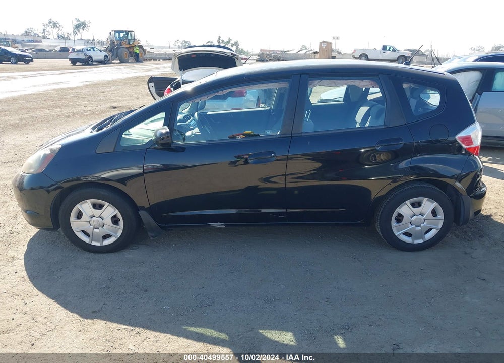 2012 HONDA FIT VIN: JHMGE8G38CC025020