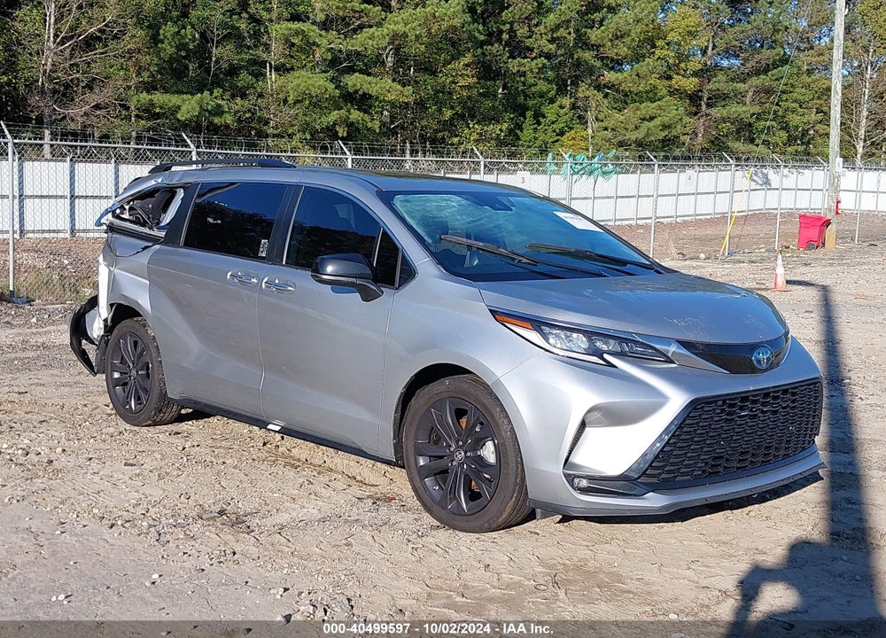 2022 TOYOTA SIENNA XSE VIN: 5TDXRKEC0NS109176