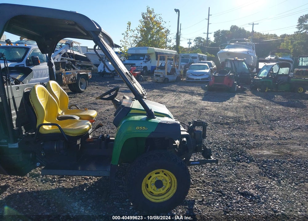 2013 UNKNOWN XUV 855D VIN: 1M0855DSHDM061810