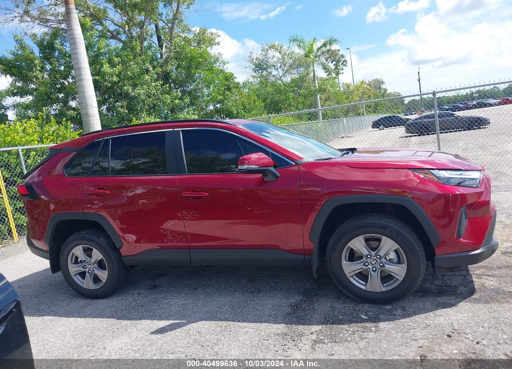 2024 TOYOTA RAV4 XLE VIN: 2T3W1RFV6RW355973