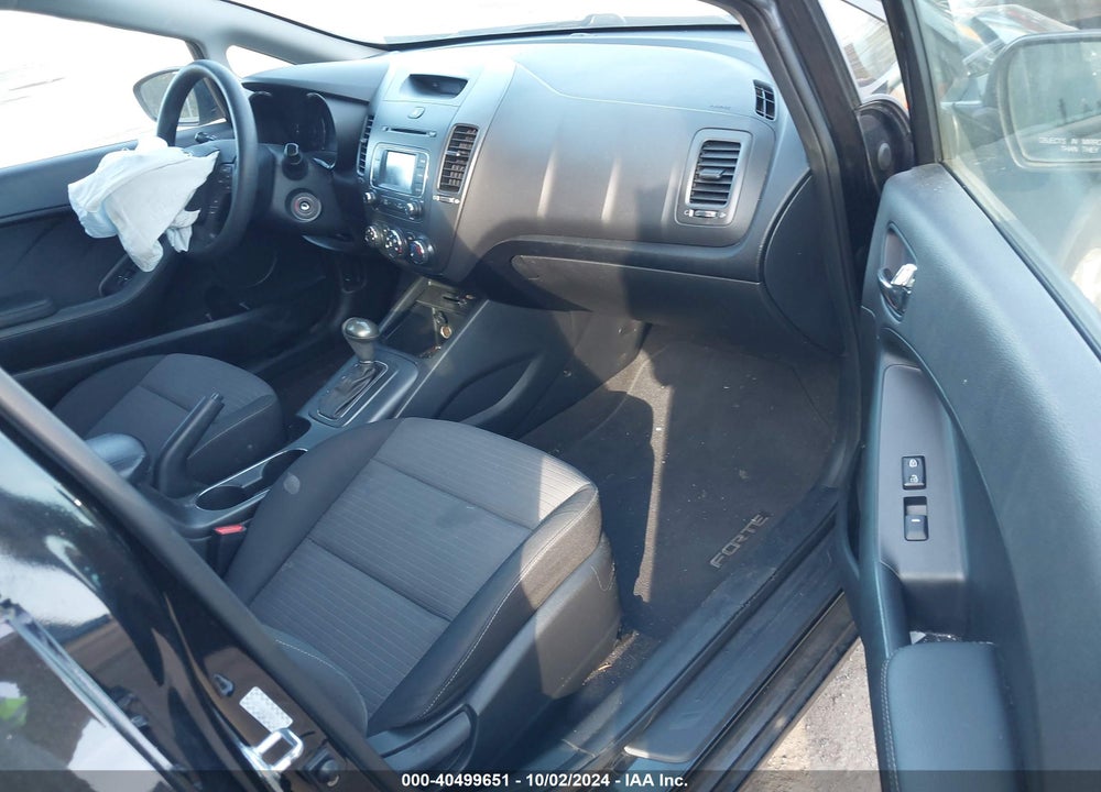 2016 KIA FORTE LX VIN: KNAFX4A63G5476141