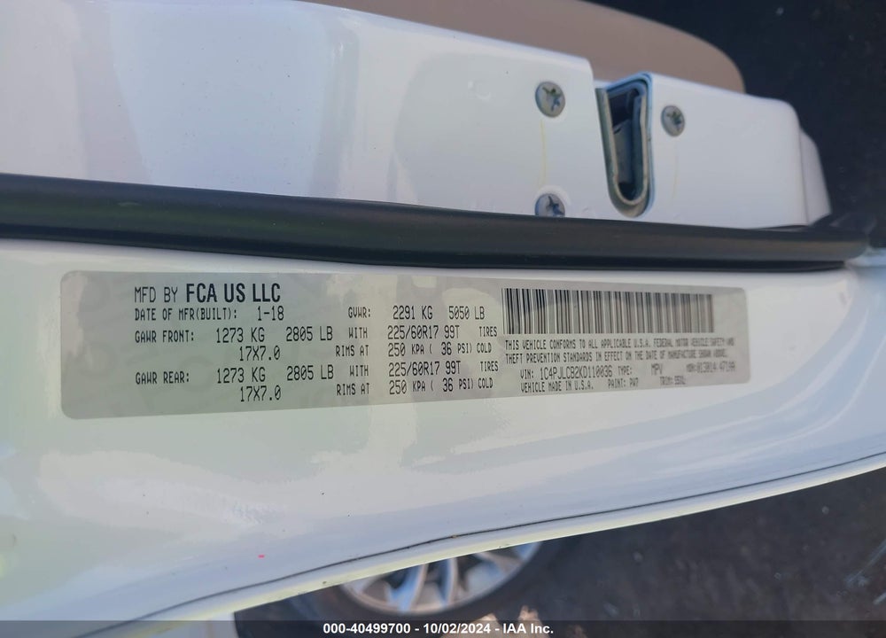 2019 CHEROKEE JEEP  LATITUDE FWD VIN: 1C4PJLCB2KD110036
