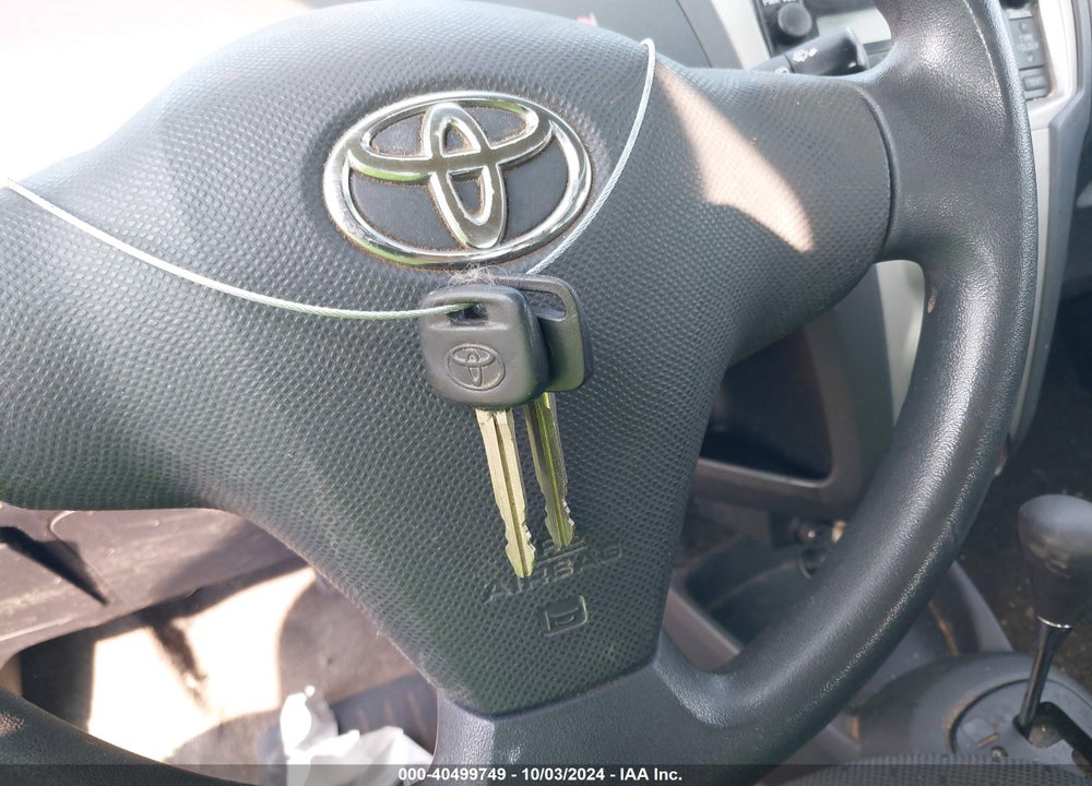 2009 TOYOTA YARIS VIN: JTDKT903195257702