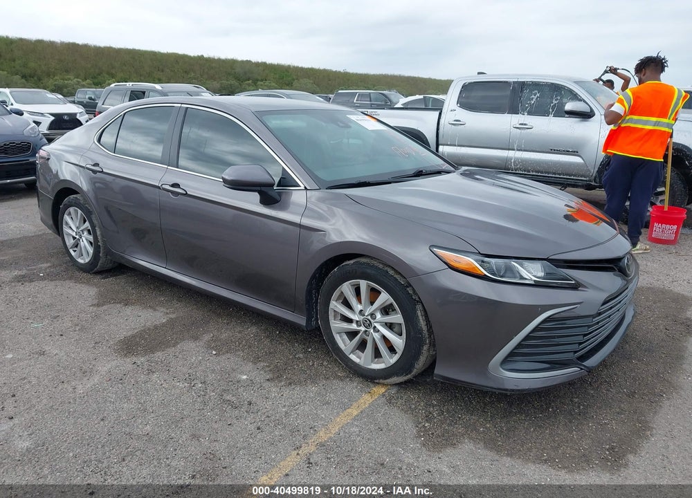 2021 TOYOTA CAMRY LE VIN: 4T1C11AK4MU609795