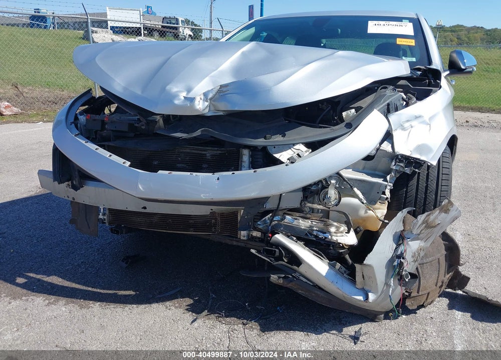 2019 CHEVROLET IMPALA VIN: 1G1105S3XKU112396