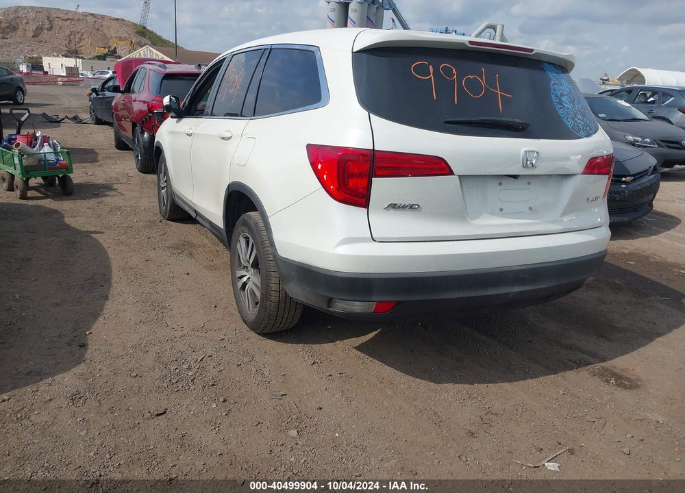 2017 HONDA PILOT EX-L VIN: 5FNYF6H50HB008813