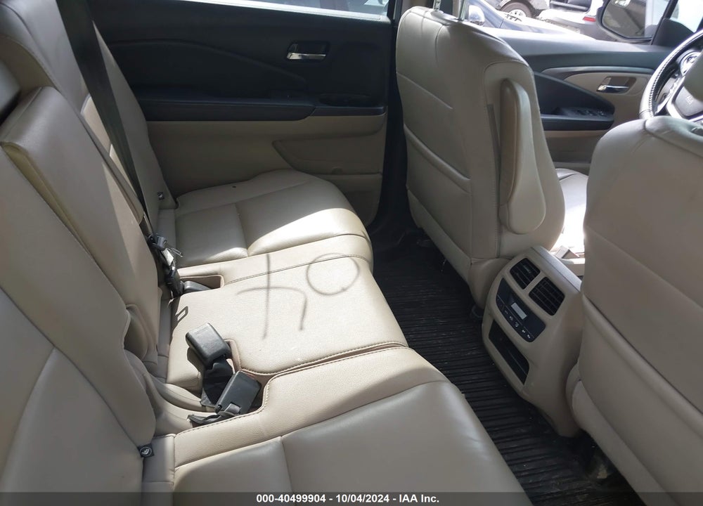 2017 HONDA PILOT EX-L VIN: 5FNYF6H50HB008813