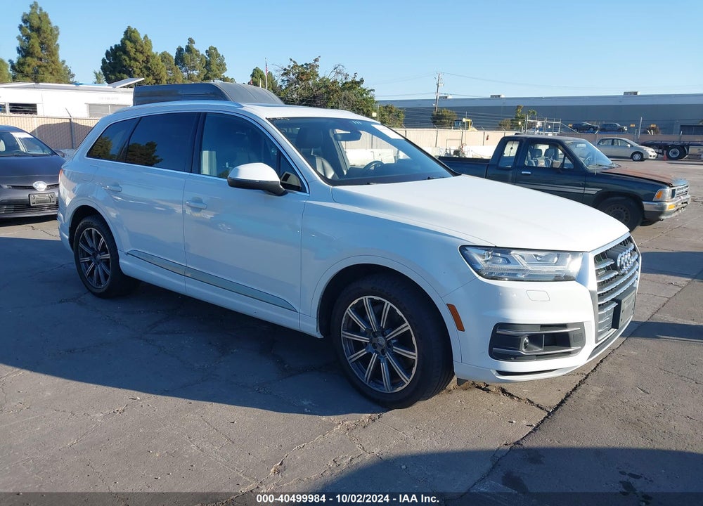 2017 AUDI Q7 3.0T PREMIUM VIN: WA1VAAF75HD009336