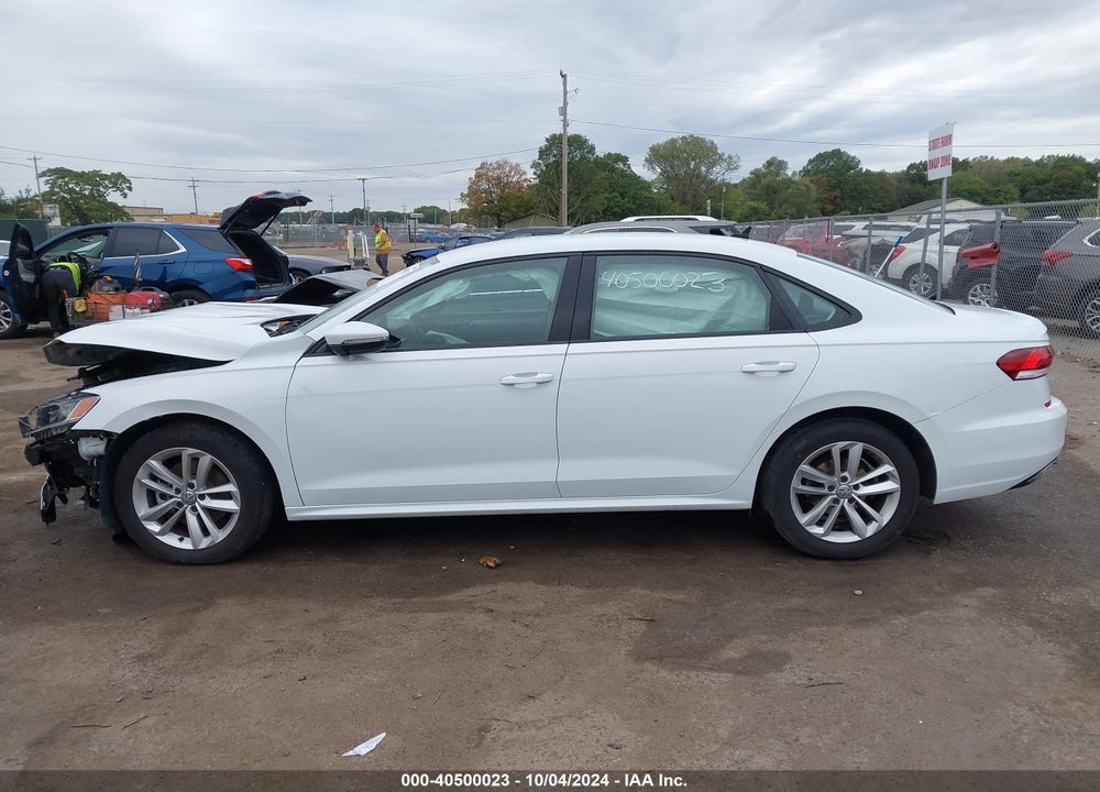 2021 VOLKSWAGEN PASSAT 2.0T S VIN: 1VWAA7A32MC016270