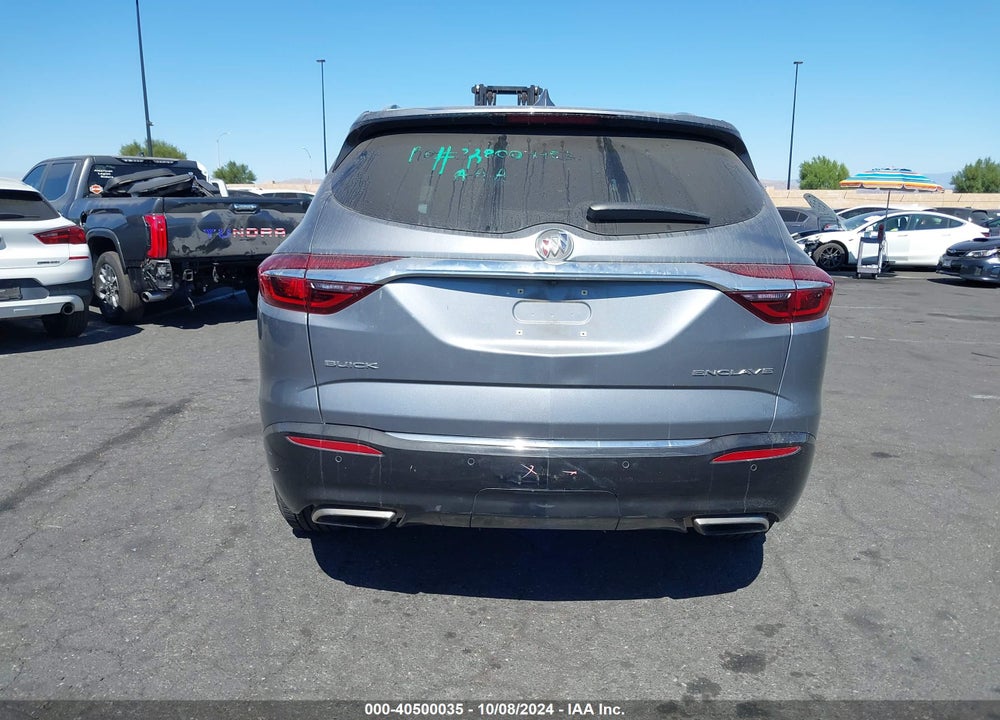 2018 BUICK ENCLAVE PREMIUM VIN: 5GAERCKW4JJ281814