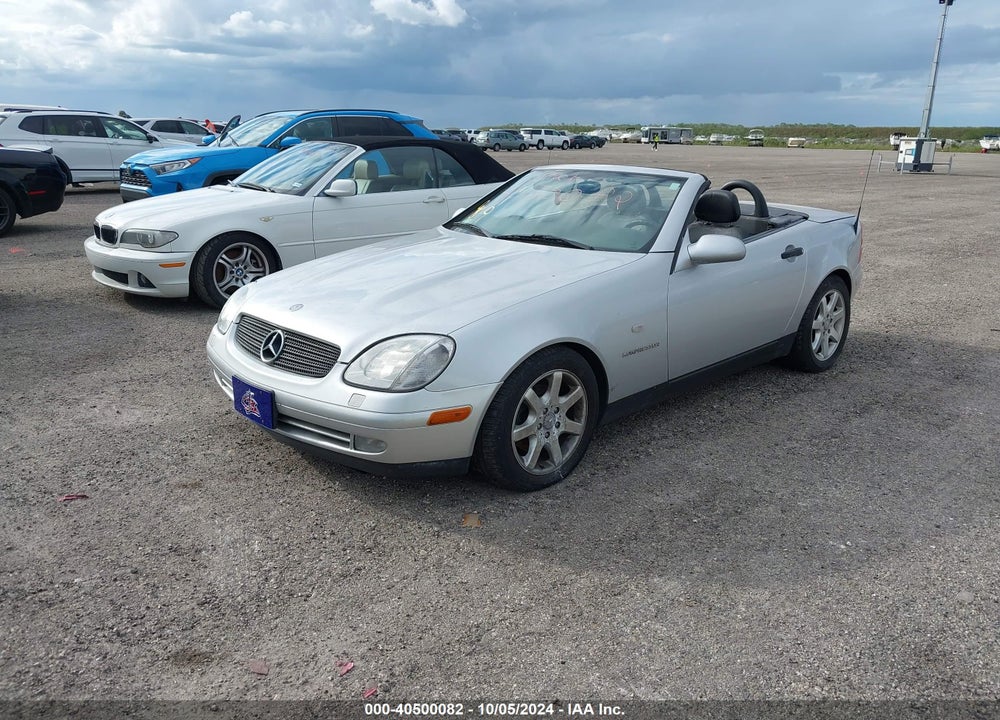 1998 MERCEDES-BENZ SLK 230 VIN: WDBKK47F7WF076873