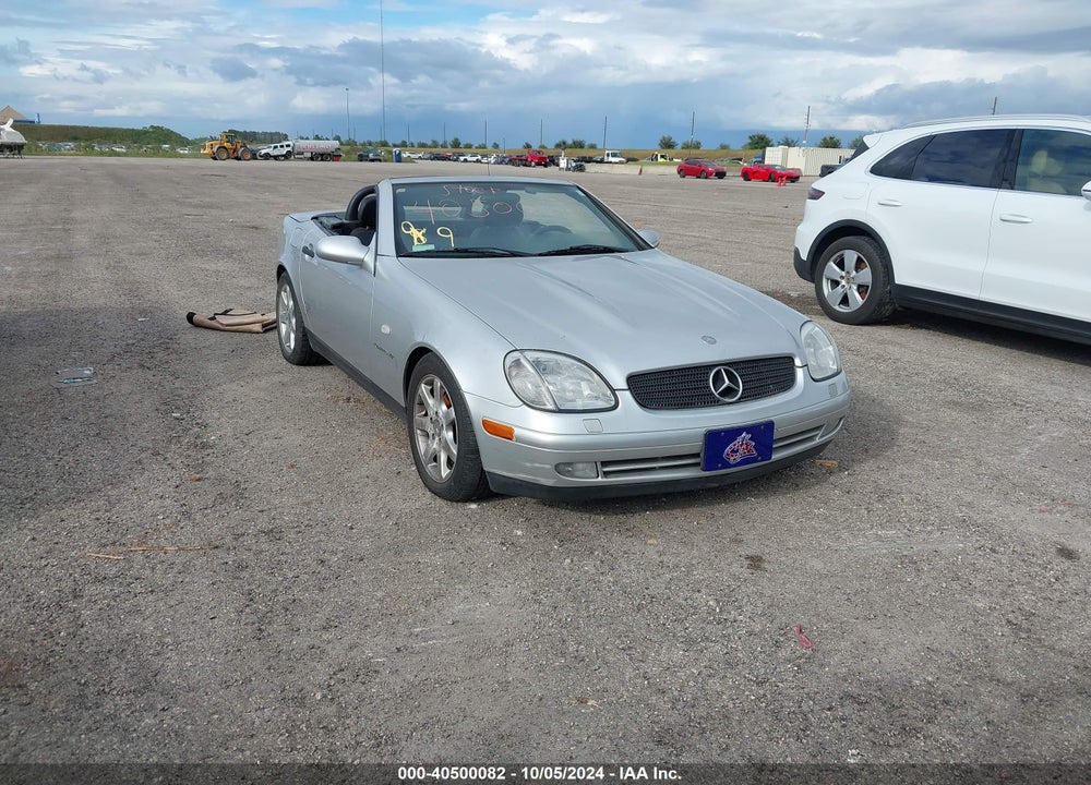 1998 MERCEDES-BENZ SLK 230 VIN: WDBKK47F7WF076873