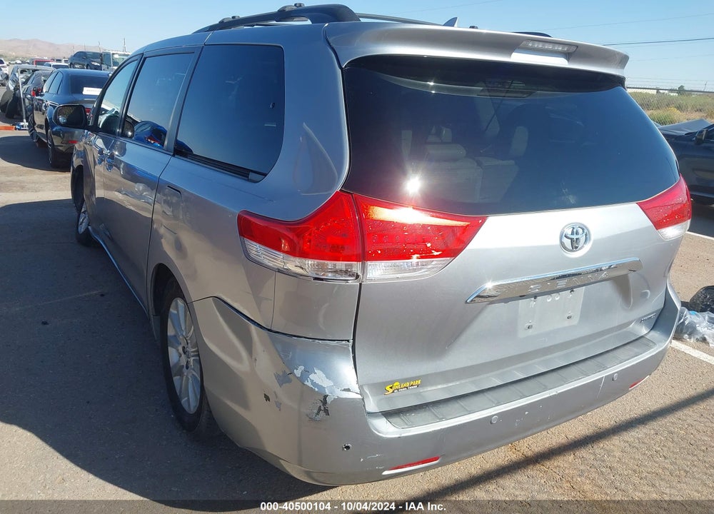 2011 TOYOTA SIENNA LTD VIN: 5TDYK3DCXBS157201