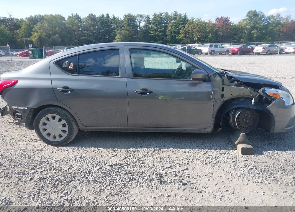 2018 NISSAN VERSA 1.6 S+ VIN: 3N1CN7AP6JL836857